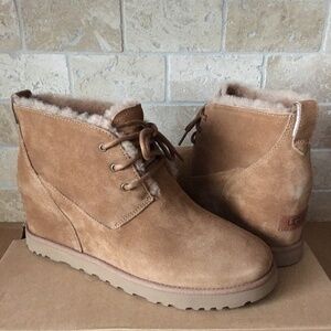 UGG CLASSIC FEMME LACE-UP CHESTNUT SUEDE ANKLE WEDGE BOOTS BOOTIES SIZE 9 WOMEN-